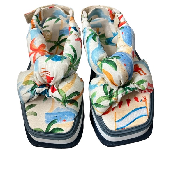 Copacabana Scarf Print Puffy Platform Sandal FARM RIO Size 8 and 9 New - Picture 2 of 15